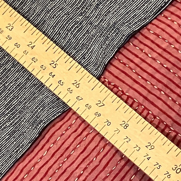 lululemon athletica women’s size 8 Heathered Gray Short Sleeve Tee - Picture 7 of 13